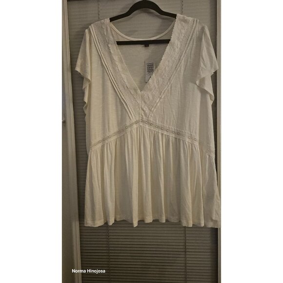 Vintage-Inspired Cream Lace-Trimmed Boho Blouse V-Neck Short Sleeves Flowy Desig - Picture 1 of 10